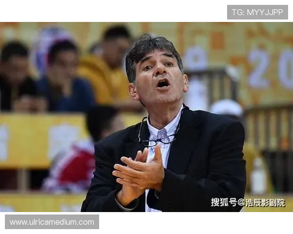 诺维奇球迷失望情绪蔓延，球队近期表现难达预期